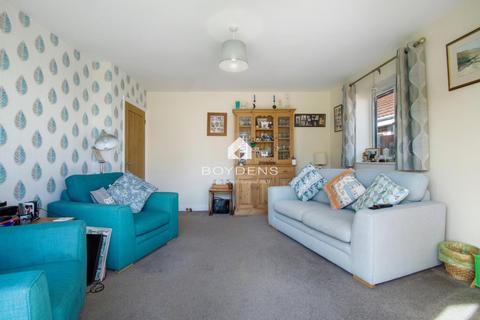 3 bedroom bungalow for sale, Dairy Meadow Gardens, Walton On The Naze CO14