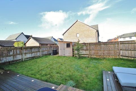 4 bedroom semi-detached house for sale, Wheatfield Drive, Witney, OX29