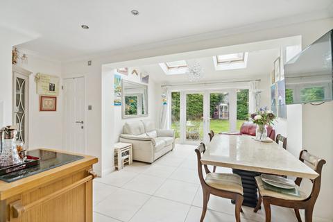 3 bedroom detached house for sale, Copthall Lane, Gerrards Cross SL9