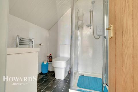 Magnolia Cottage Black Street, Gisleham, Lowestoft, NR33 8EN