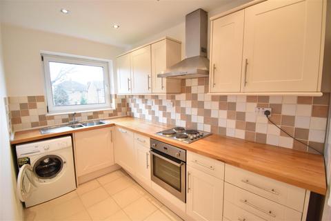 2 bedroom flat to rent, Windsor Court, Kingston