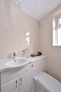 Mutton Lane 11 B Shower Room.jpg