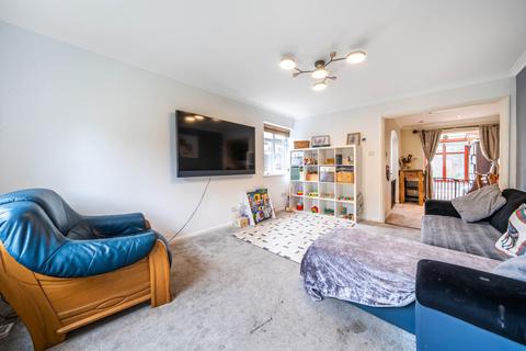 5 Wolstan Close, Denham, Uxbridge, UB9 5BU