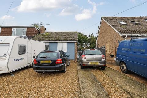 2 bedroom semi-detached bungalow for sale, Windmill Road,  North Leigh,  OX29