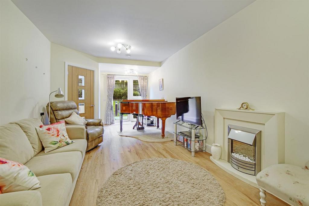 Sydney Court, Lansdown Road, Sidcup 2 bed apartment for sale £395,000