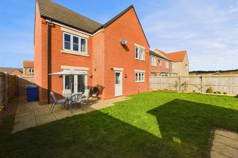 4 bedroom detached house for sale, 58 Ouzel Grove, Eastfield, Scarborough, YO11 3HX