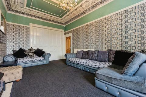 7 bedroom terraced house for sale, Queens Road, Oldham OL8