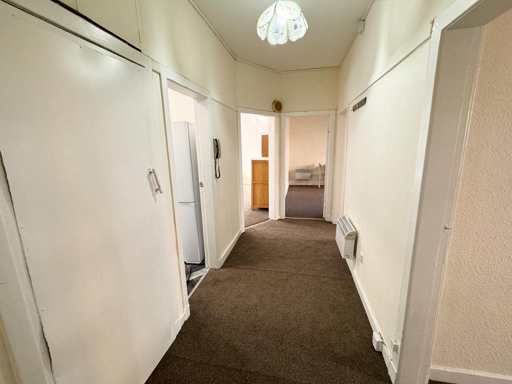 Morley Street, Glasgow G42 3 bed flat for sale £159,950
