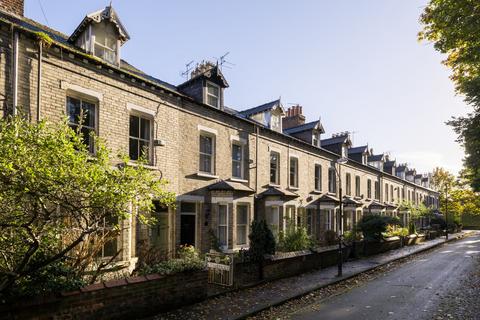 4 bedroom terraced house for sale, Newton Terrace, York, YO1