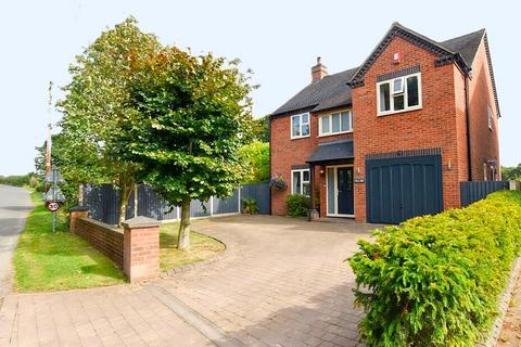 4 bedroom detached house for sale, New Oak, Wistanswick