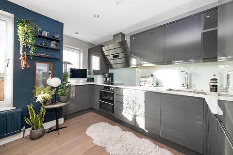 Flat 4, Chalice Court, 41 Chevening Road, London, SE19 3TD