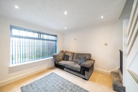 2 bedroom end of terrace house for sale, Stanbury Road, Hull, East Riding of Yorkshi, HU6