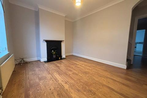 49 Nelson Road, Northfleet, Gravesend, DA11 7EE