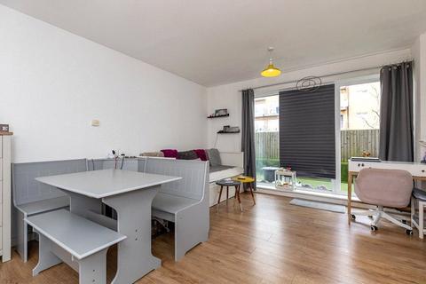 1 bedroom apartment for sale, Whitestone Way, CROYDON, Surrey, CR0