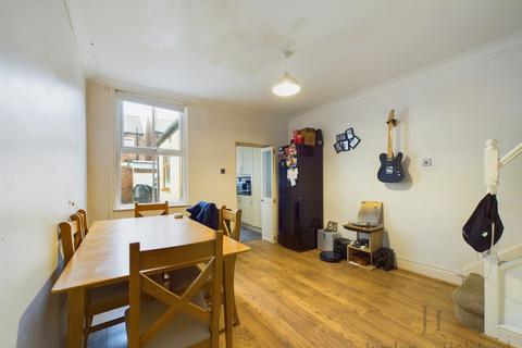 2 bedroom terraced house for sale, Cornwall Street, Cheshire CH1