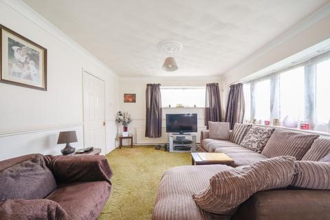 3 bedroom end of terrace house for sale, Hatherley, Bristol BS37