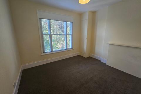 1 bedroom flat to rent, Sydenham Road, Croydon, CR0