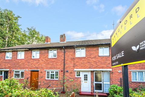 12 Pembury Close, Bromley, BR2 7PS