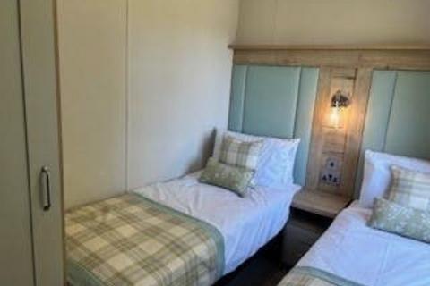 2 bedroom lodge for sale, Waterside Holiday Park