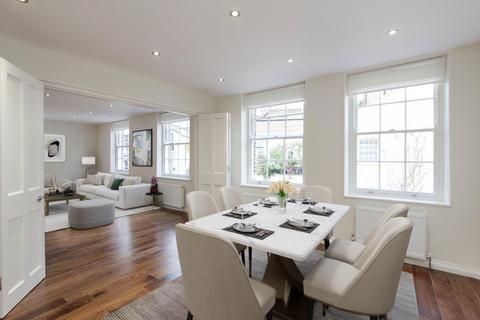 3 bedroom detached house to rent, Wilton Row, Belgravia, London, SW1X