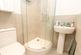 G floor ensuite.jpg