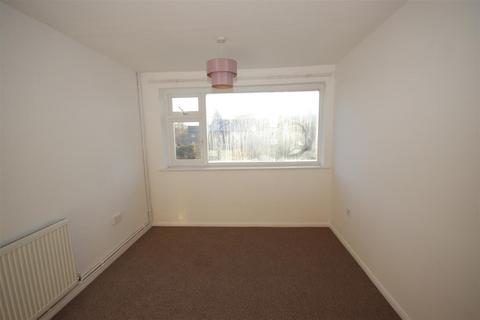 2 bedroom maisonette to rent, Glenmere Close, Cambridge CB1