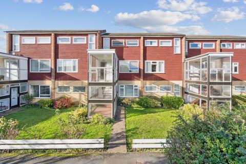 Flat 26 Keensacre, Iver, SL0 0DL
