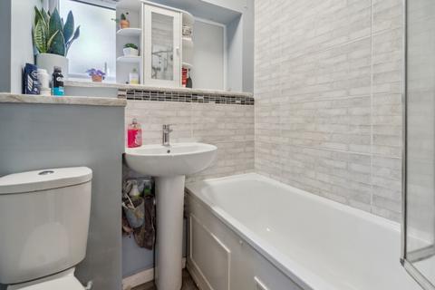 Flat 26 Keensacre, Iver, SL0 0DL