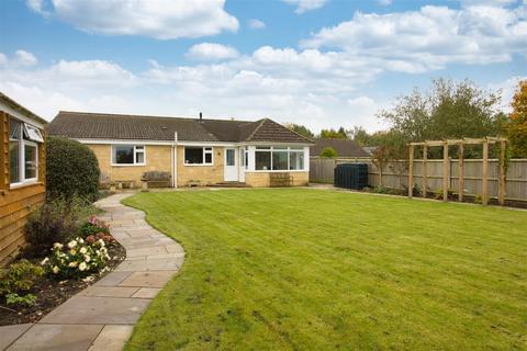 3 bedroom detached bungalow for sale, 3 Pembroke Green, Lea