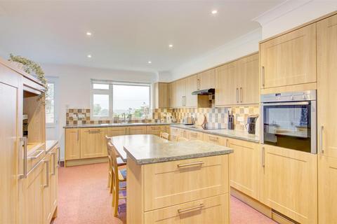 3 bedroom detached bungalow for sale, 3 Pembroke Green, Lea