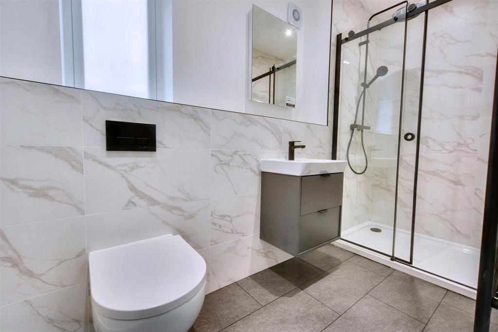 En-Suite.jpeg