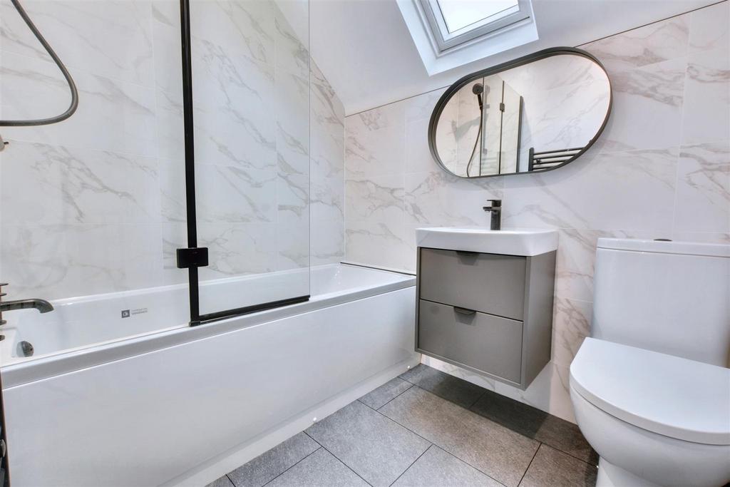 Bathroom.jpeg