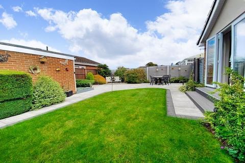 2 bedroom bungalow for sale, Queens Close, West Moors, Ferndown, Dorset