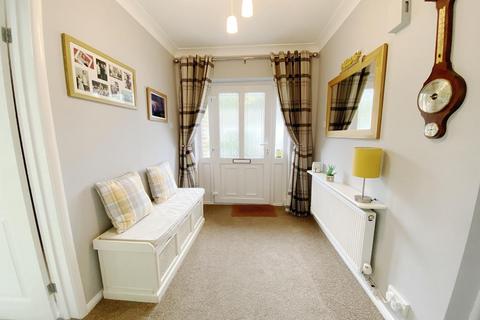 2 bedroom bungalow for sale, Queens Close, West Moors, Ferndown, Dorset