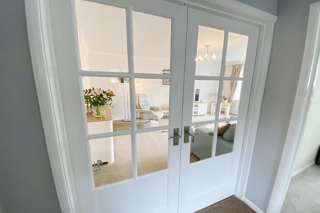 Lounge Doors
