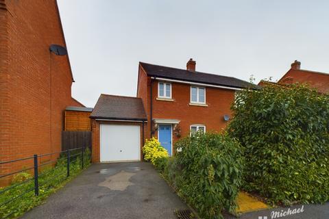 3 bedroom semi-detached house for sale, Merryweather Street, Aylesbury, Buckinghamshire