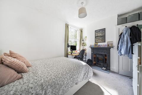 1 bedroom apartment to rent, Goldsboro Road London SW8