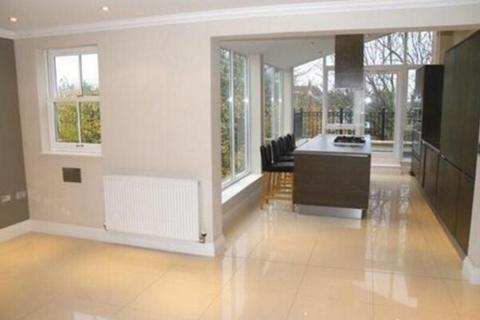 2 bedroom apartment to rent, Bromley BR1