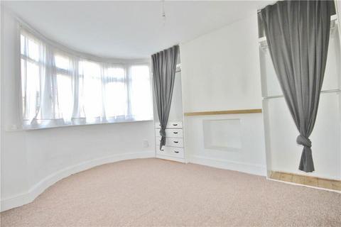 1 bedroom apartment for sale, River Gardens, Feltham, Middlesex, TW14 0RE