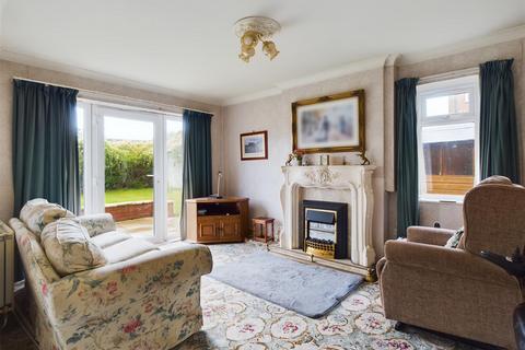 5 Rarey Drive, Weaverthorpe, Malton, YO17 8HA
