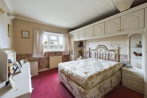 5 Rarey Drive, Weaverthorpe, Malton, YO17 8HA