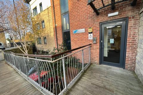 1 bedroom flat to rent, Troy Road, Horsforth, Leeds, West Yorkshire, UK, LS18