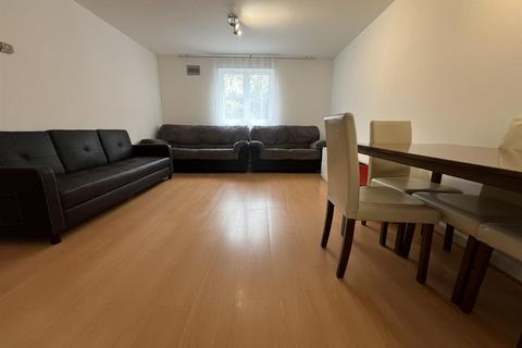 1 bedroom apartment to rent, Windmill Drive, Cricklewood, London