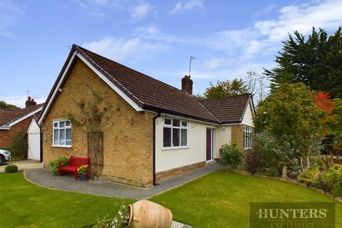 3 bedroom detached bungalow for sale, Hay Brow Close, Scalby, Scarborough