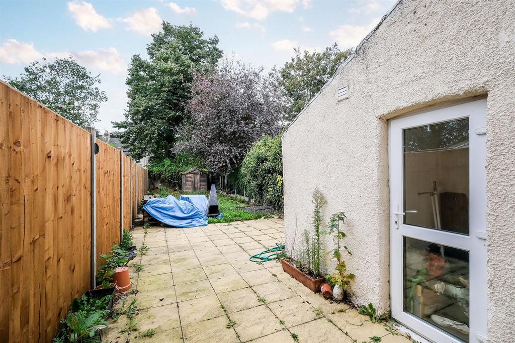 41 Buxton Road-14 web.jpg