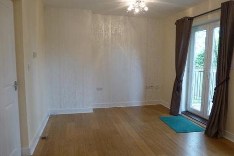 2 bedroom flat to rent, King Cole Place, Colchester, Essex, CO4