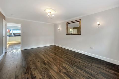 11 Brampton Close, Corringham, Stanford-le-hope, SS17 7NS