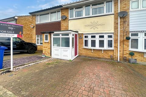 11 Brampton Close, Corringham, Stanford-le-hope, SS17 7NS