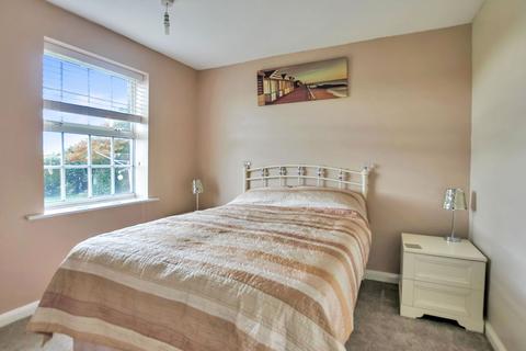 2 bedroom apartment for sale, Victoria Road West, New Romney TN28