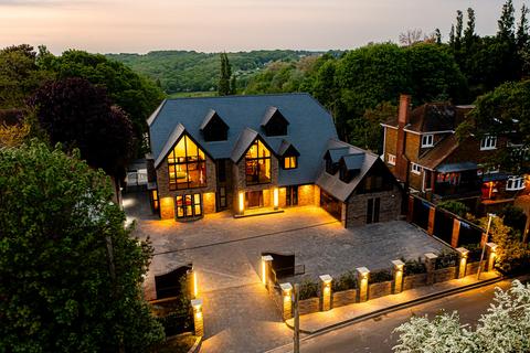 7 bedroom detached house for sale, Benfleet SS7